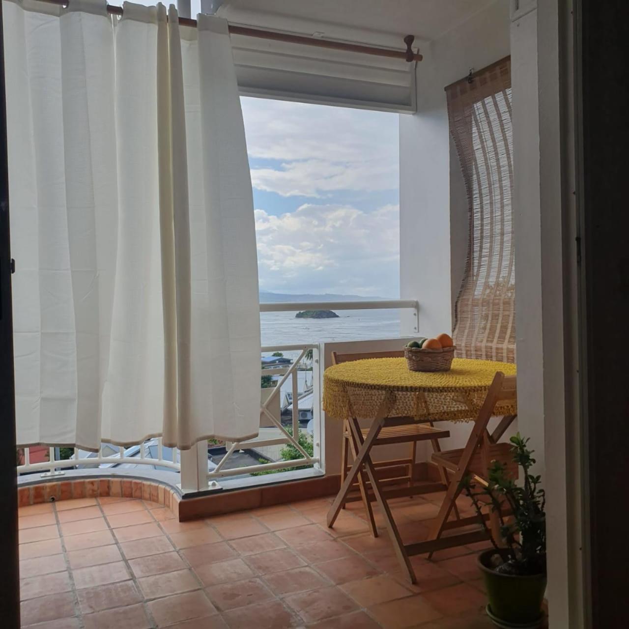 Appartement De La Baie, Vue Magnifique, Tartane La Trinité Exterior foto